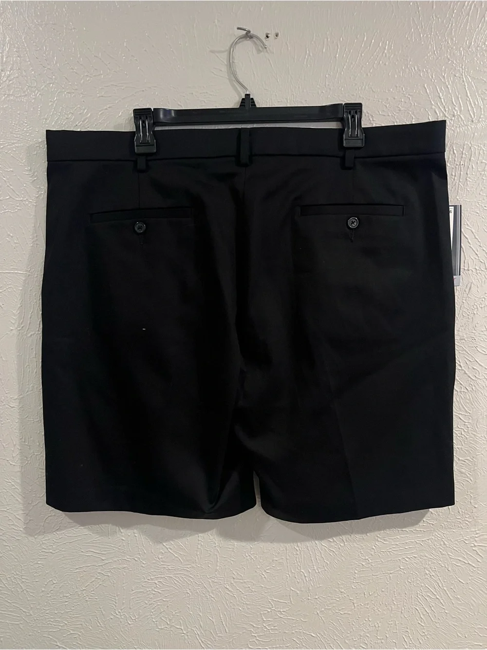 Brand new MENS Travel Smart RoundTree and York Classic Fit Short